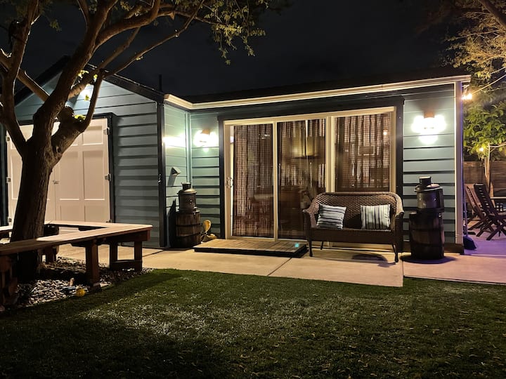 Anchor Cottage - Alameda, CA