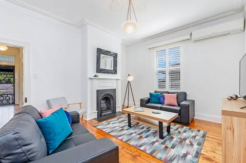 LLEWELLYN Heritage Terrace House