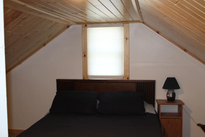 East Loft room with Queen bed...