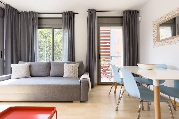 Casilda’s Barcelona Beach Boutique gallery image 5