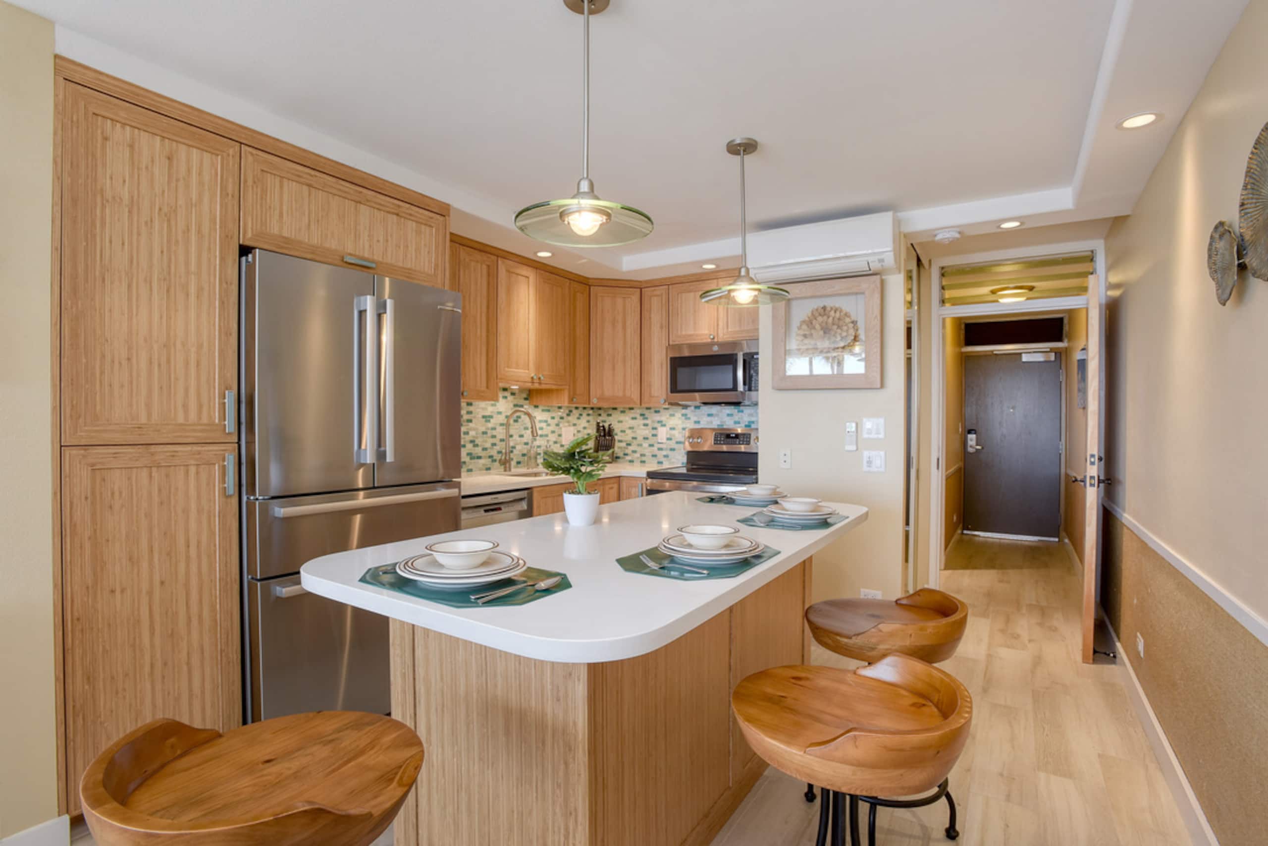 Condo in Kihei · ★4.95 · 2 bedrooms · 5 beds · 2 baths - Image 4