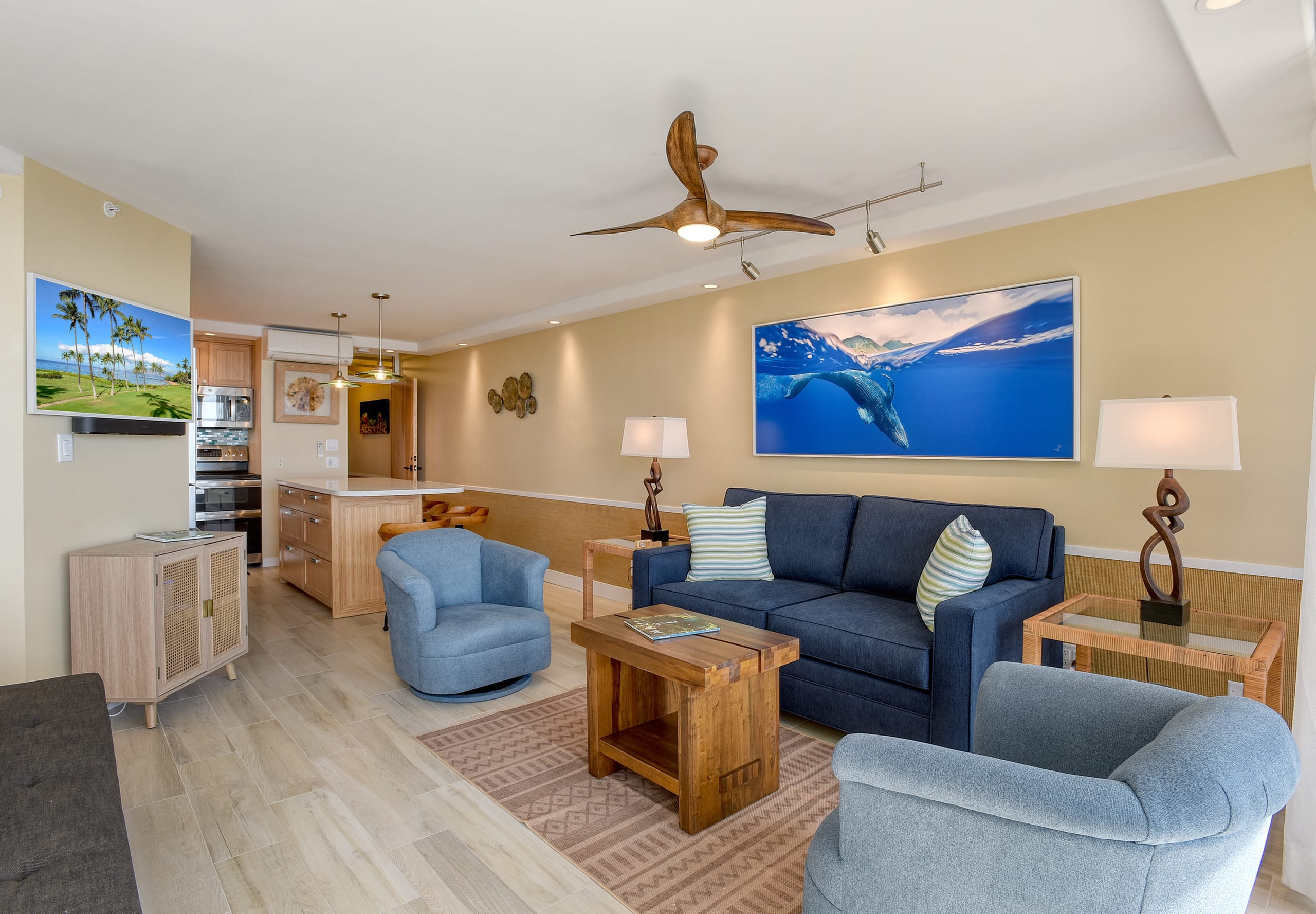 Condo in Kihei · ★4.95 · 2 bedrooms · 5 beds · 2 baths - Image 2