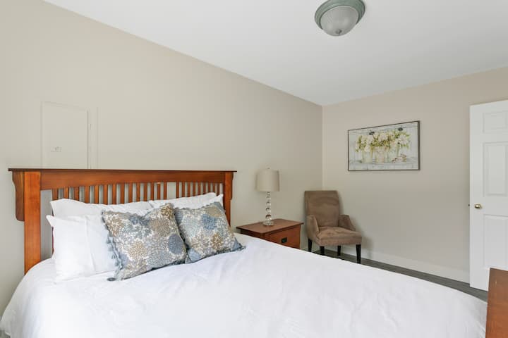 Bedroom 6 on the upper level with a queen bed.