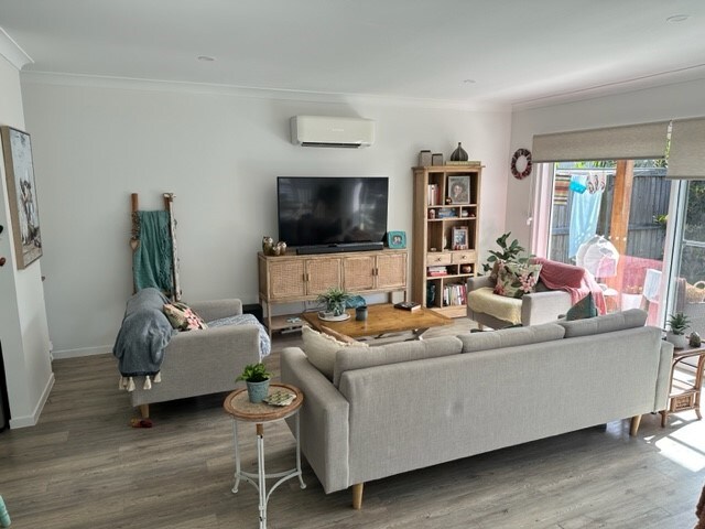 Popular Airbnb listing: Nautilus Beach House steps to beach and cafes in Kingscliff
