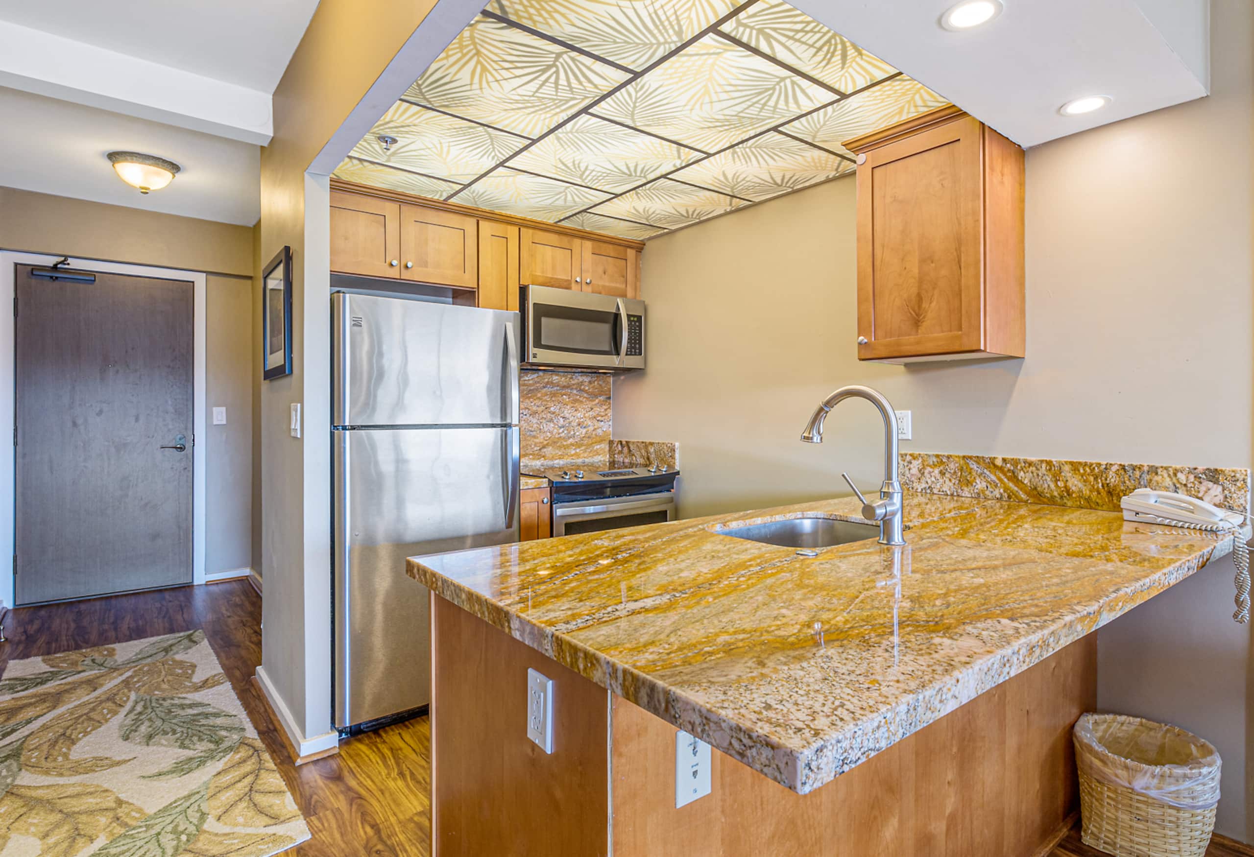 Condo in Lahaina · ★4.98 · 1 bedroom · 1 bed · 1 bath - Image 6