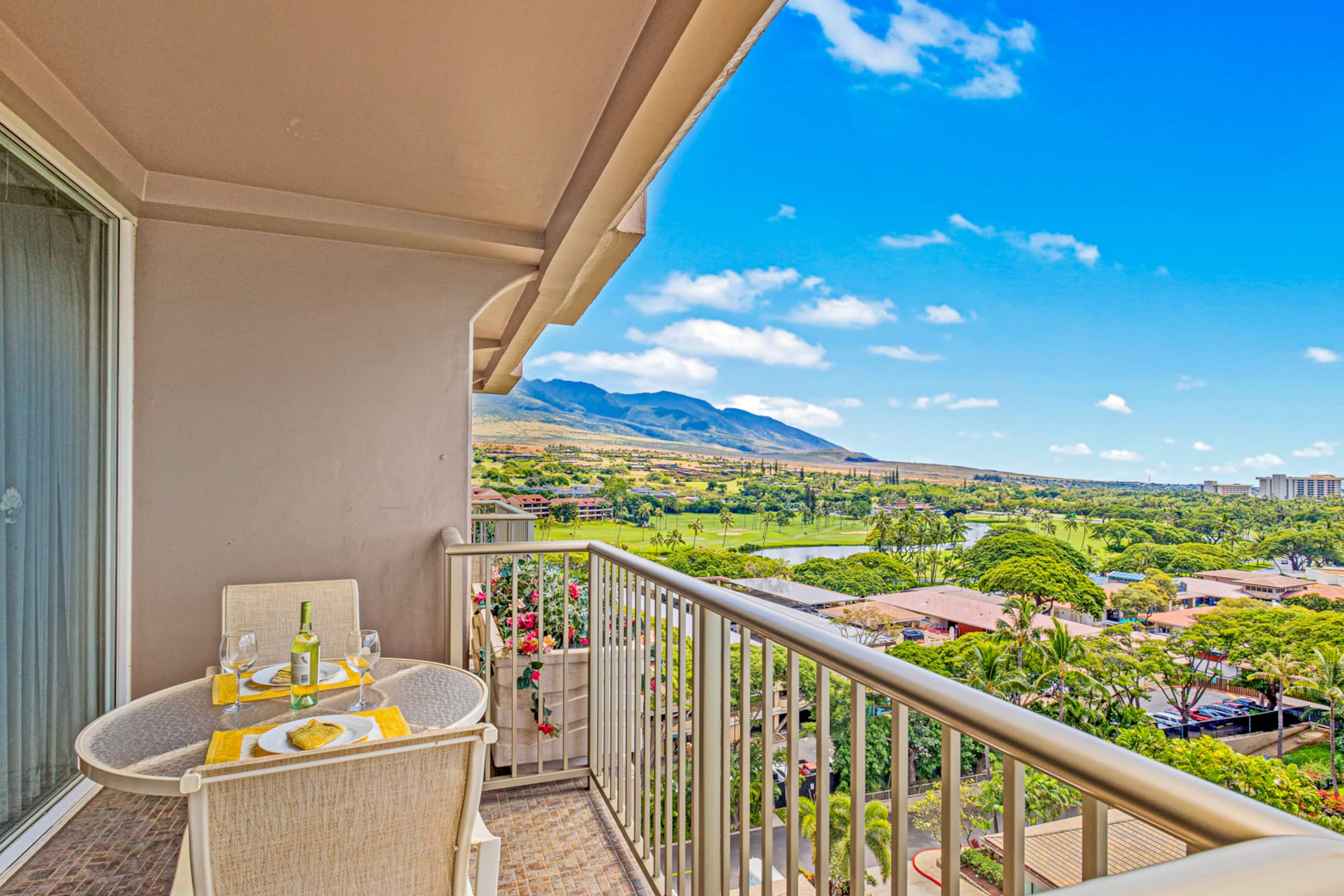 Condo in Lahaina · ★4.98 · 1 bedroom · 1 bed · 1 bath - Image 27