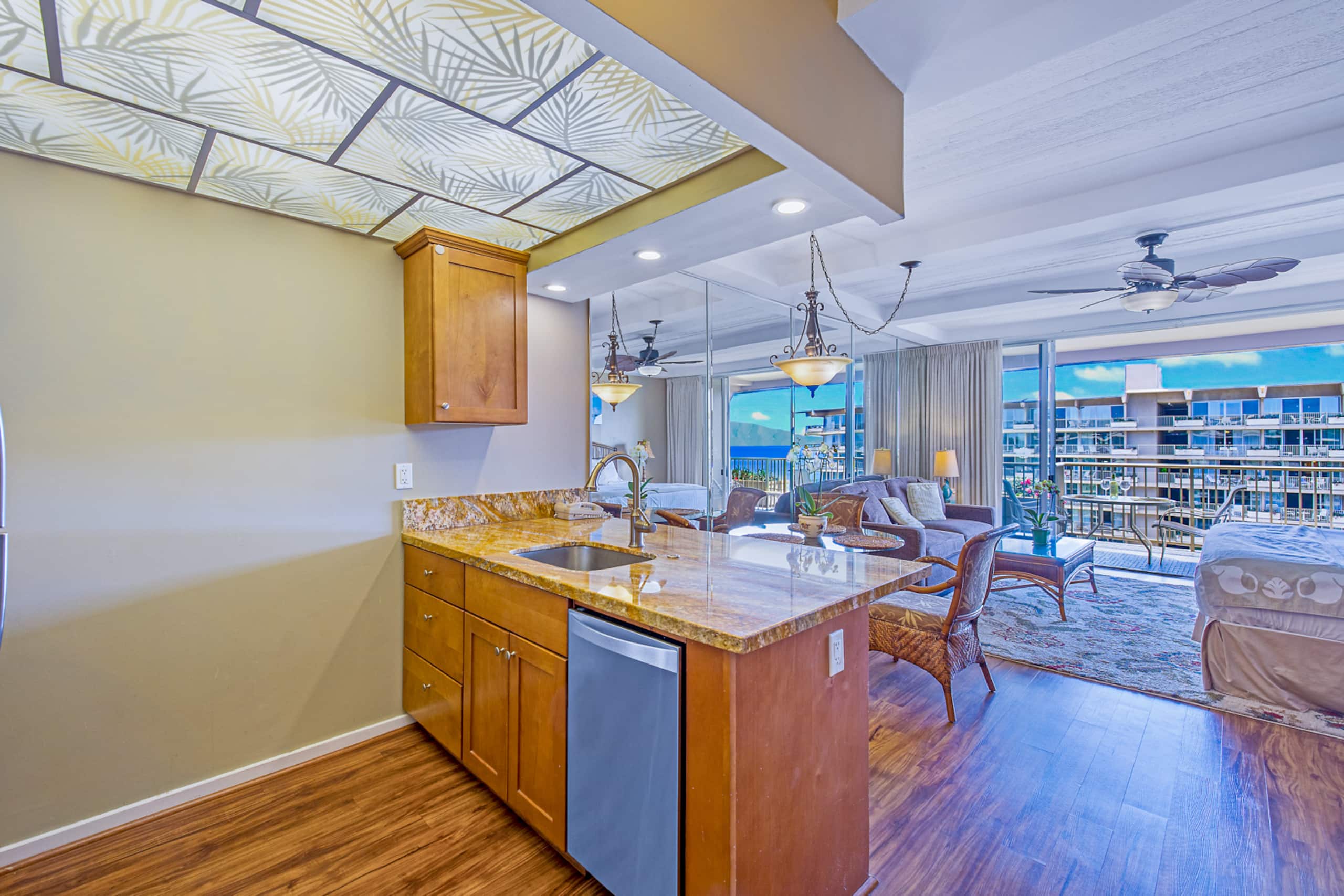 Condo in Lahaina · ★4.98 · 1 bedroom · 1 bed · 1 bath - Image 9