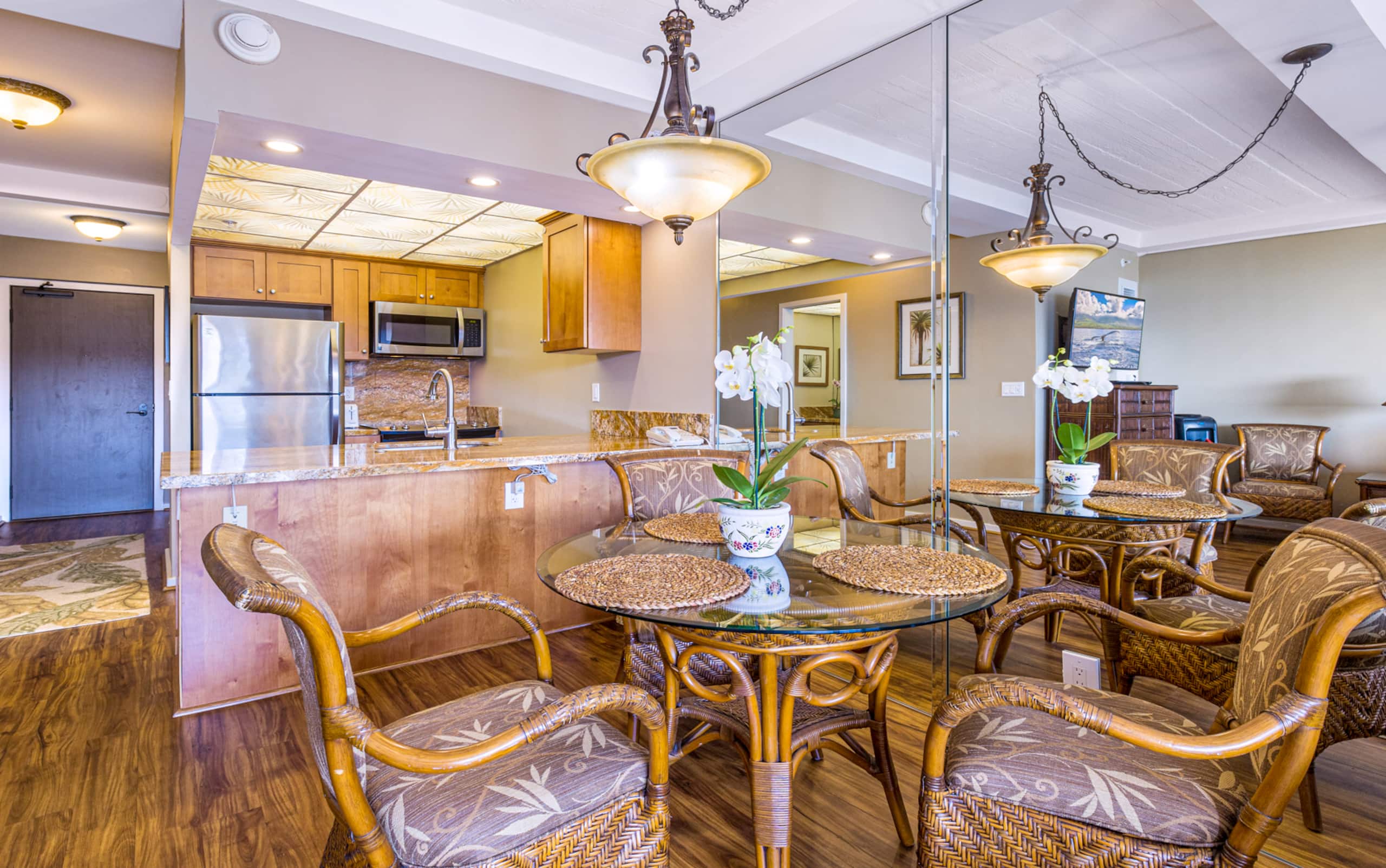 Condo in Lahaina · ★4.98 · 1 bedroom · 1 bed · 1 bath - Image 8