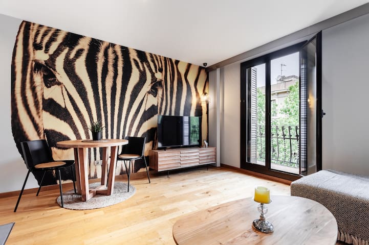 Art House Toni ‘Consell de Cent & Rocafort’