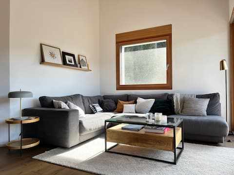 Top performing Airbnb: Beautiful New Mountain View Apartment - Flims Laax in Flims
