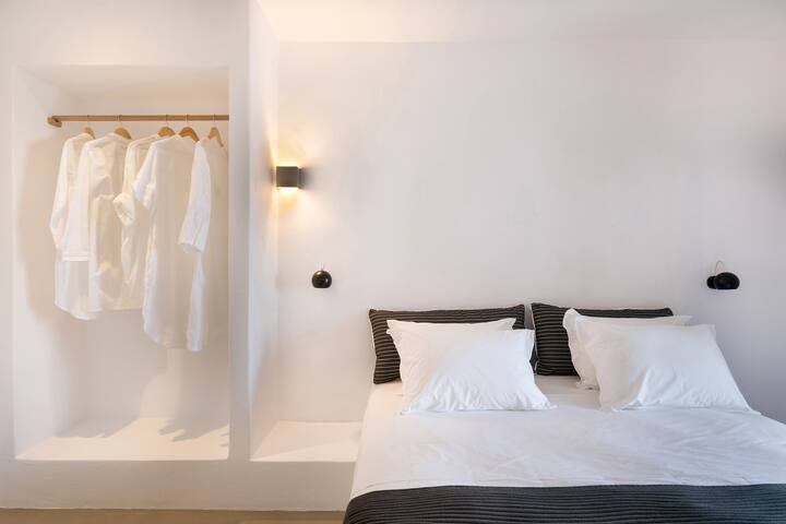 Azure 5 Bedroom Villa Sea View Private Pool gallery image 4