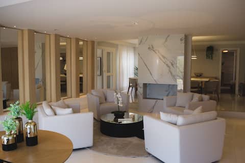 Lagoon House in Penedo-Itatiaia-RJ