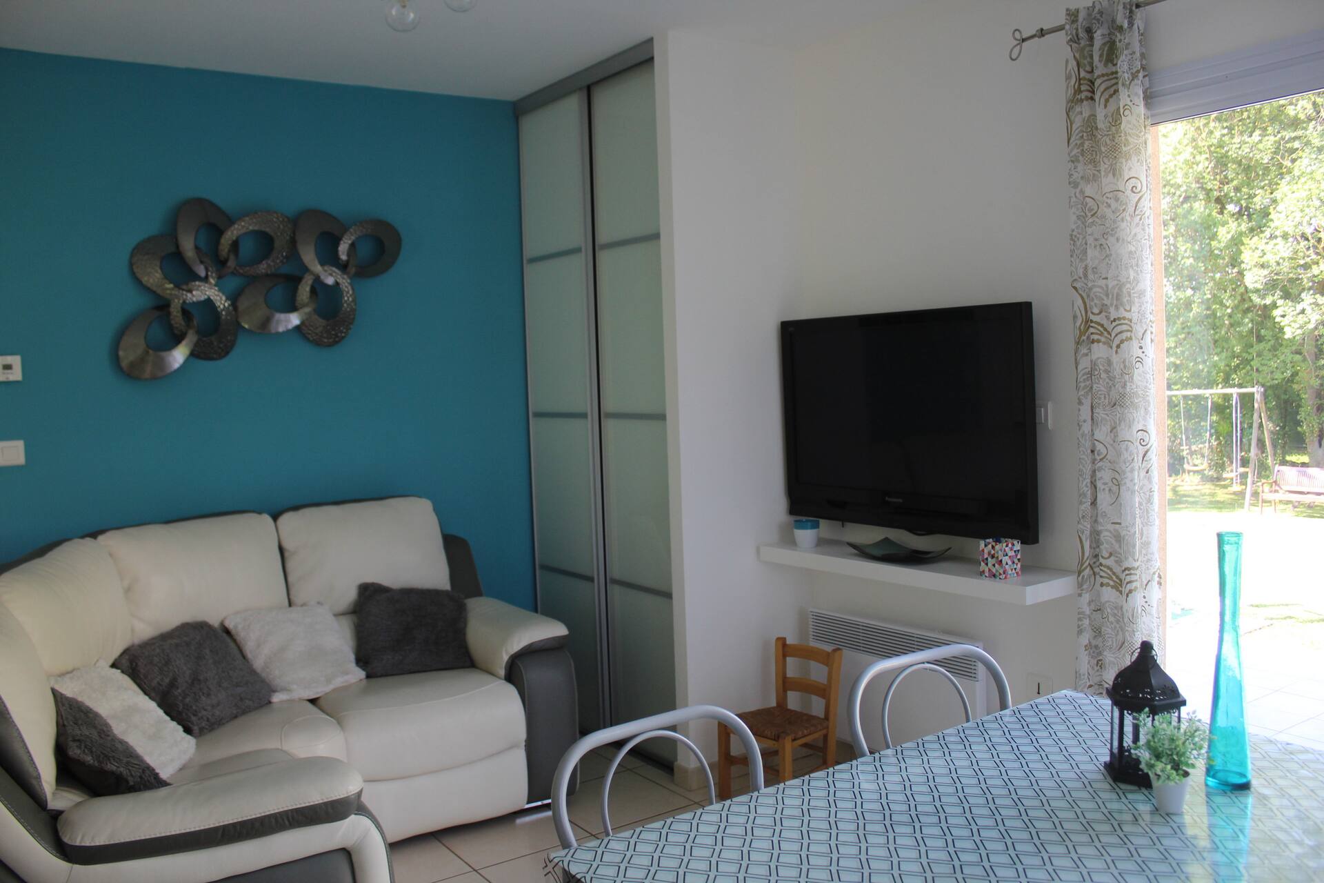 Cozy accommodation with garden between Aubrac and Larzac