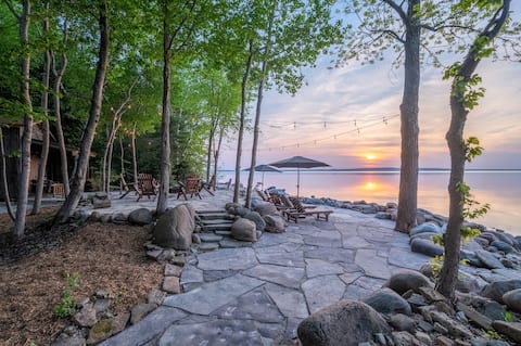 Serenity Cottage, Hot Tub, Jetski, Sauna, Icerink