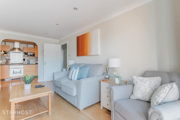 Modern 2 Bed Apartment At Imperial Court, Newbury - Newbury