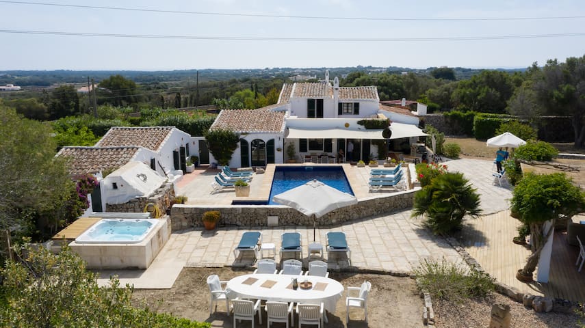 splendide casa de campo 10 pax, 5 suites/ piscine