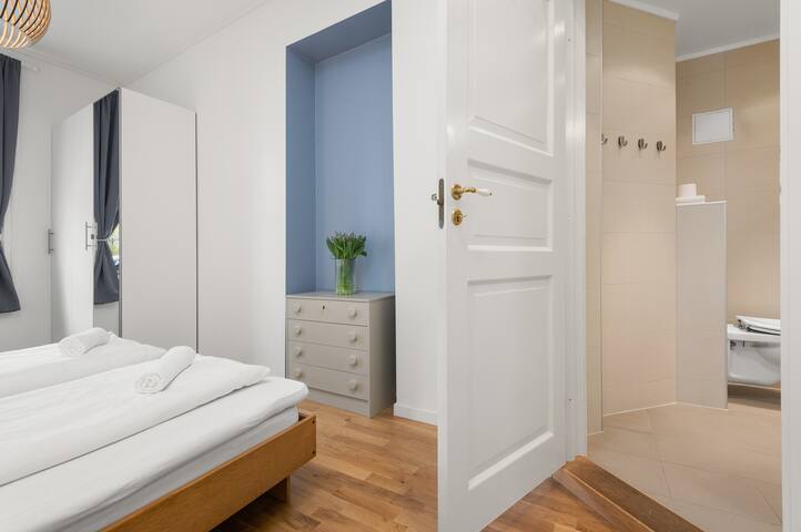 Spacious 110 sq.m. apartment near The Royal Palace gallery image 5