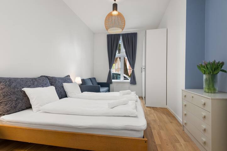 Spacious 110 sq.m. apartment near The Royal Palace gallery image 4