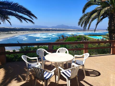 RITOQUE REGION VALPARAISO BEACHFRONT HOUSE