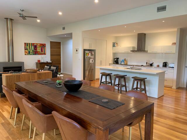 Lovely modern home in tranquil rural setting gallery image 5