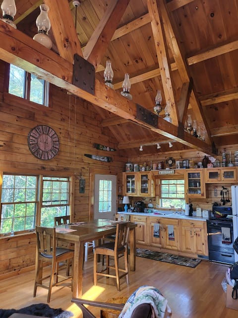 Charming & Secluded Log Cabin on 50 Acres