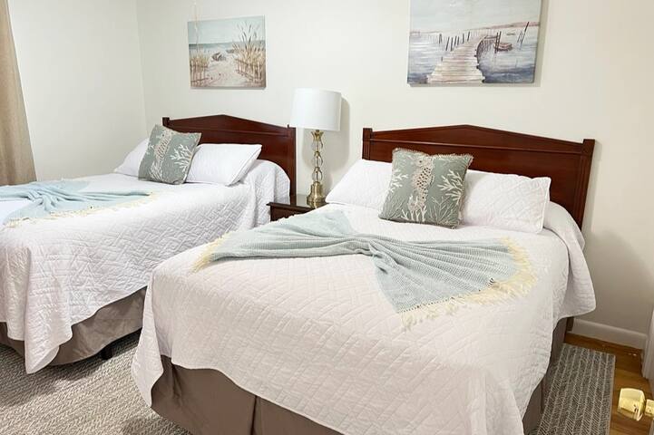 Entire House 6BR – Close to the beaches gallery image 5