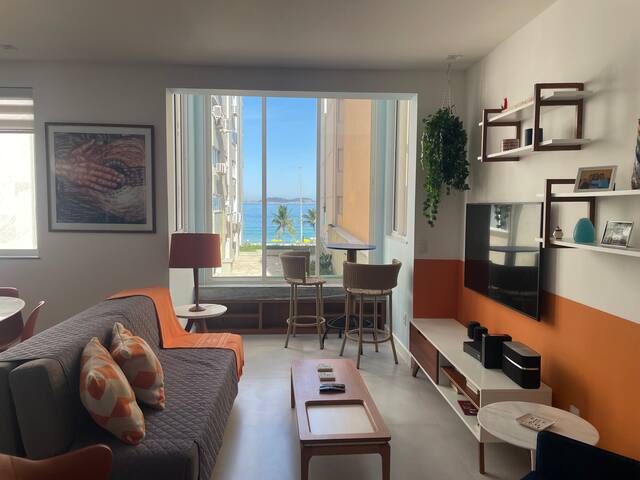 Stunning Ipanema Remodeled Ocean View Penthouse gallery image 4