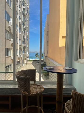 Stunning Ipanema Remodeled Ocean View Penthouse gallery image 3