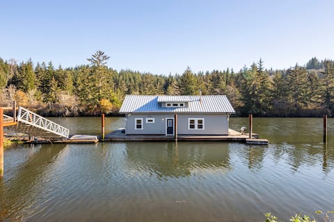 The Float House at Jack Creek