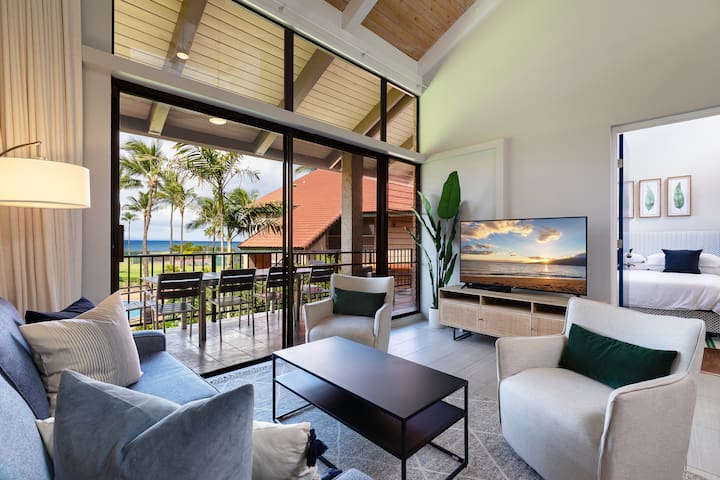 Large Modern 3 Bed/3 Bath Oceanfront Condo