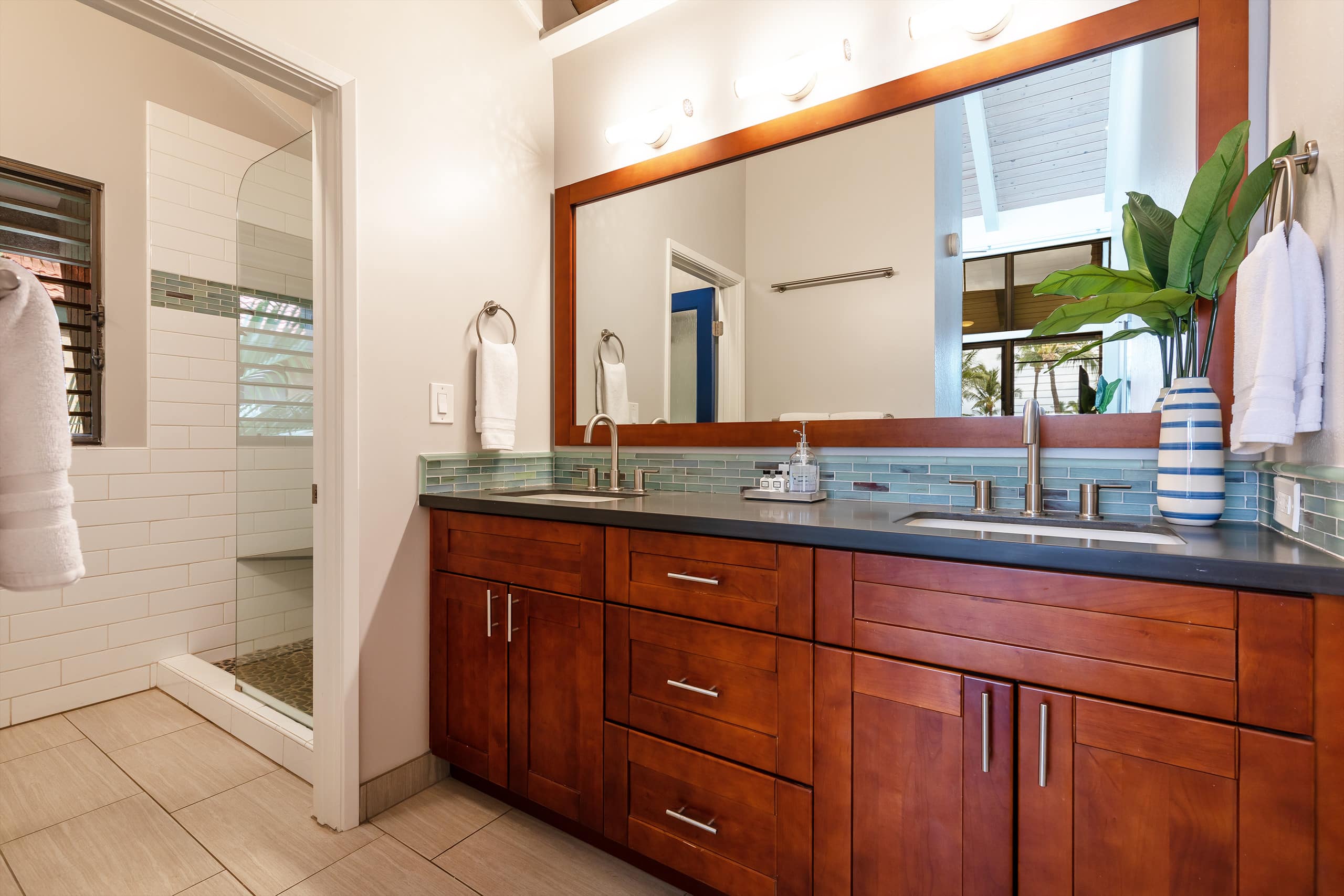 Condo in Kihei · ★4.89 · 3 bedrooms · 5 beds · 3 private baths - Image 20