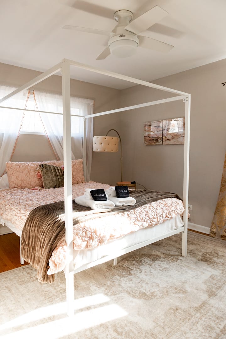 ห้องนอนควีนไซส์