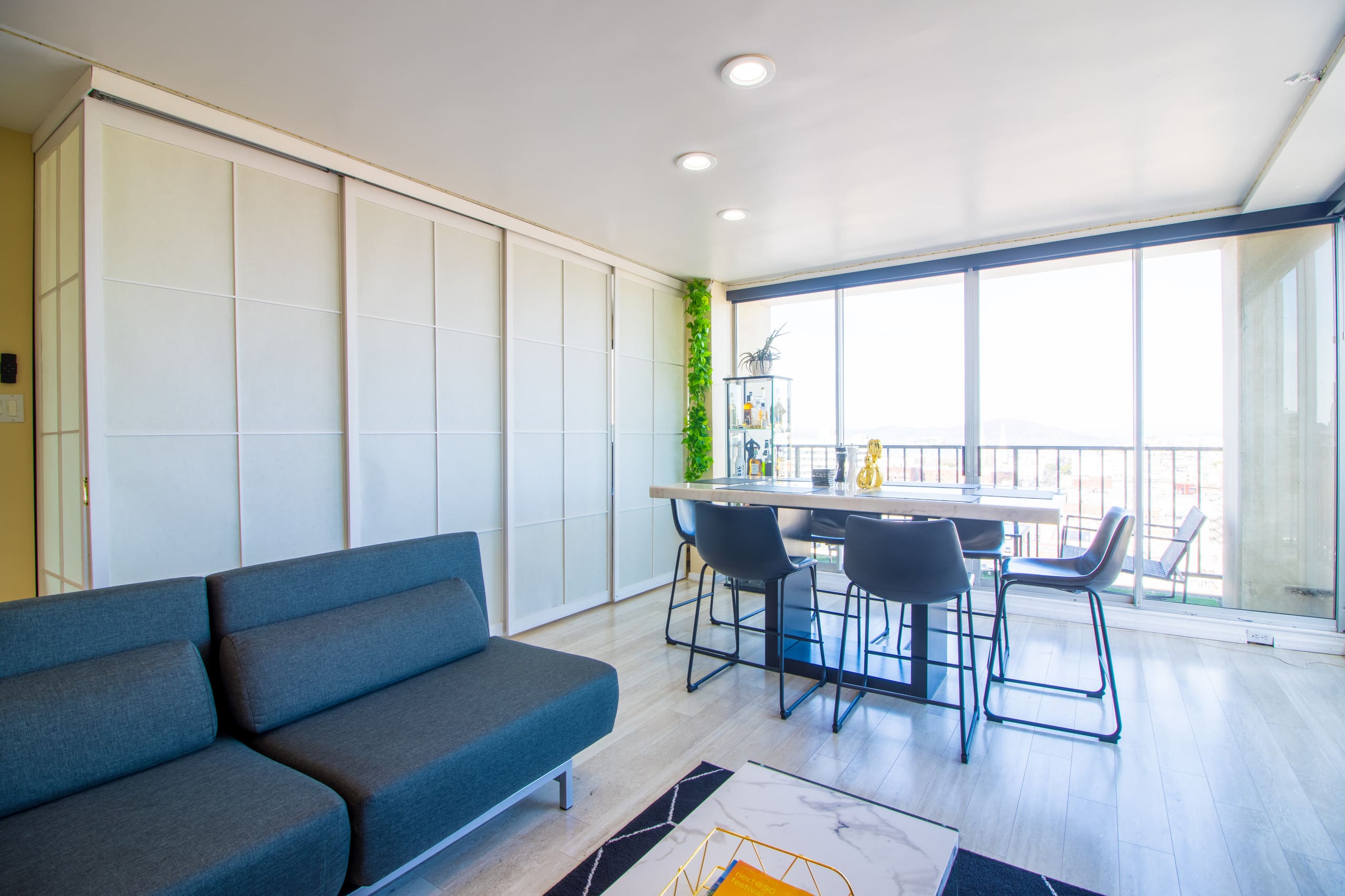 Condo in San Francisco · ★4.93 · 2 bedrooms · 2 beds · 1.5 baths - Image 19
