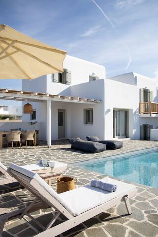 ILI ~ Villa ~ 3 Bedroom ~ Pool ~ Plaka Beach gallery image 4