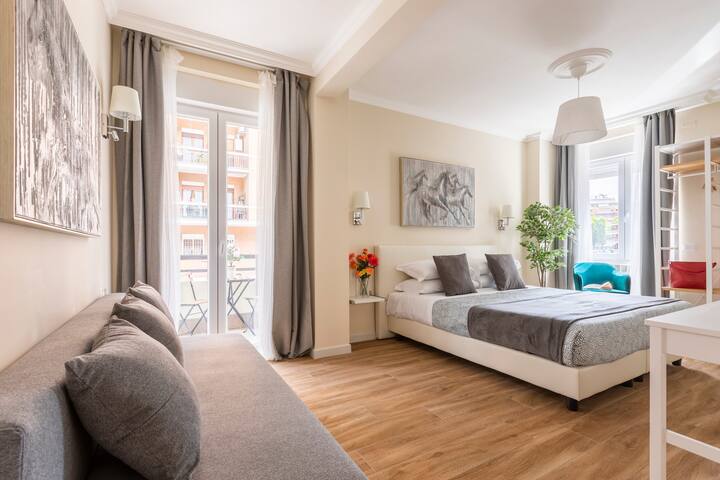 Momo Central Rome 1 gallery image 2