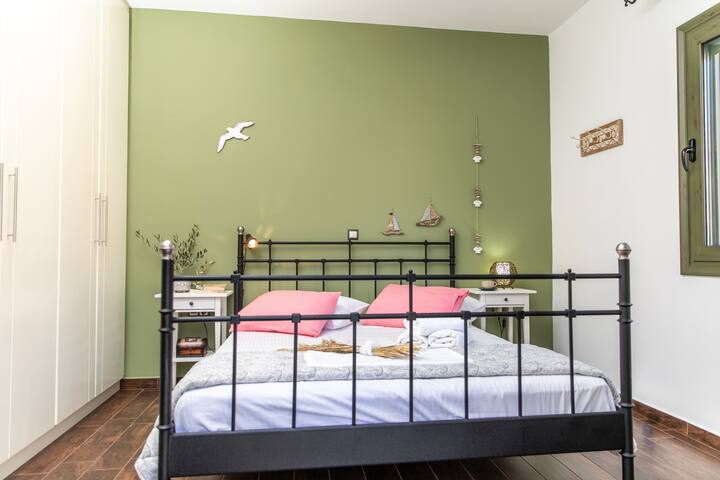 Peratsi maisonette gallery image 5