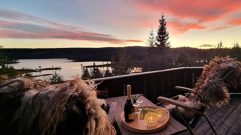 Family-friendly cabin right by cross-country ski trails