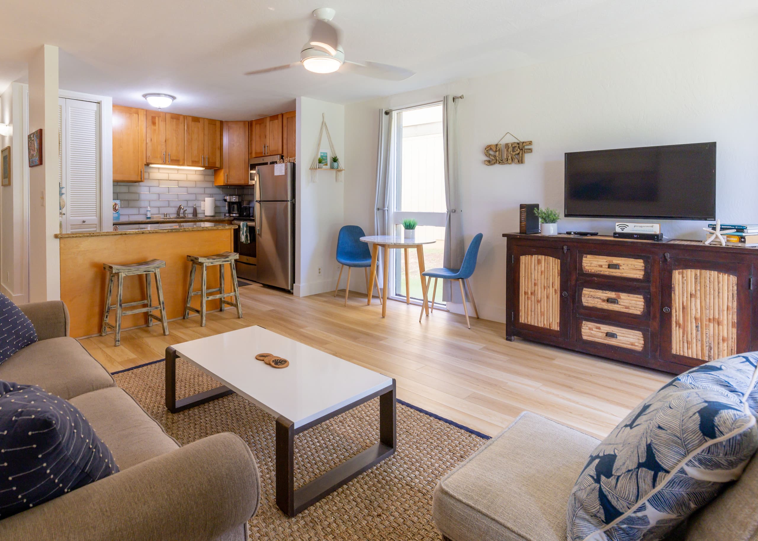 Condo in Kahuku · ★4.86 · 1 bedroom · 2 beds · 2 baths - Image 3