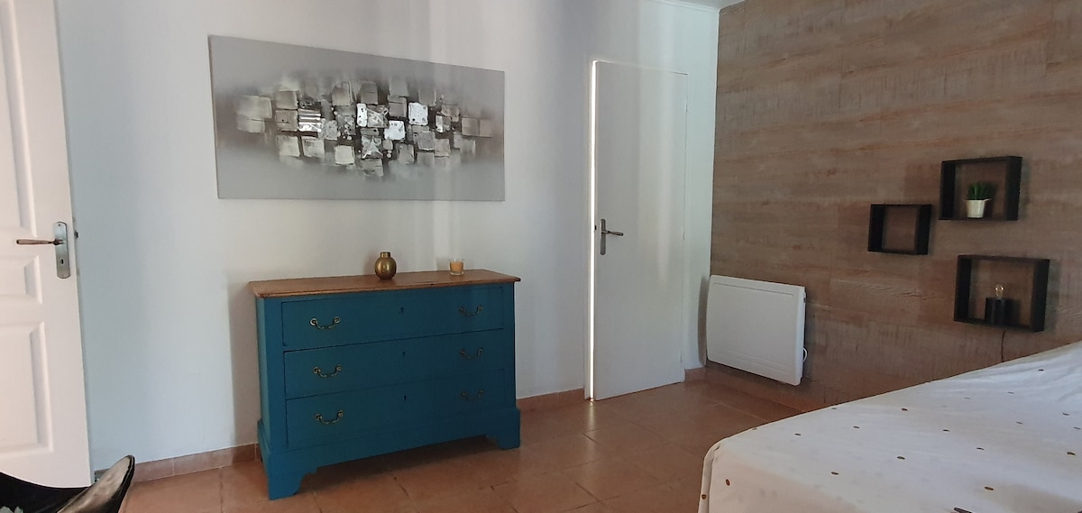 dhoma kryesore e gjumit