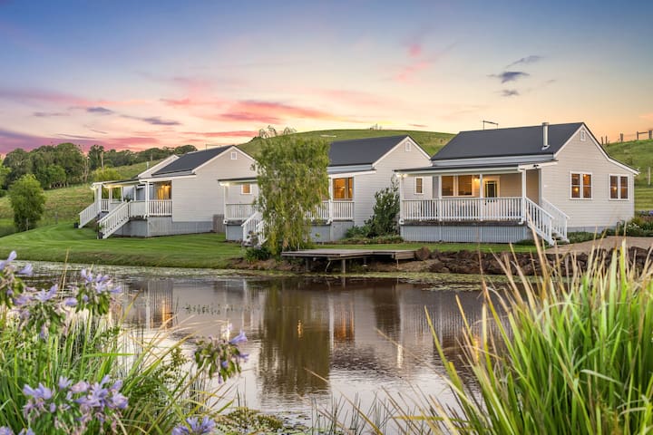 Forget Me Not Farm Cottages – Iris