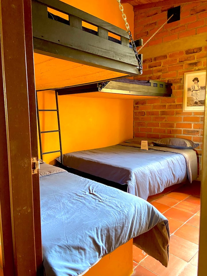 Საძინებელი 3