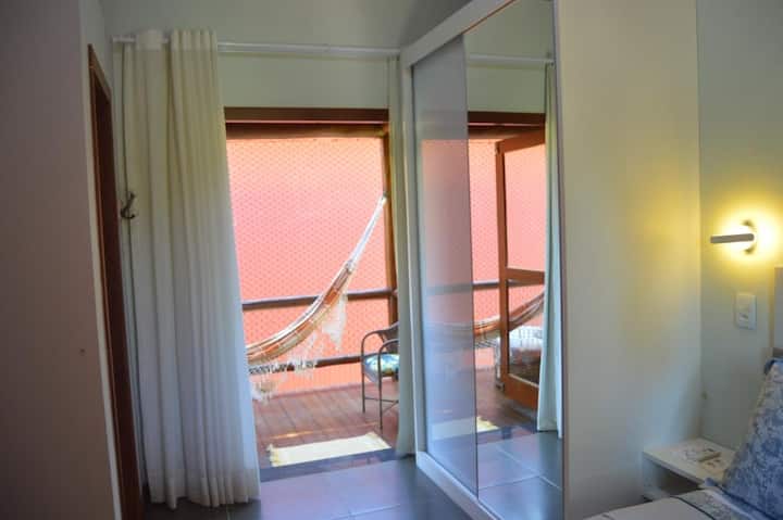 Suite 1, avec balcon.