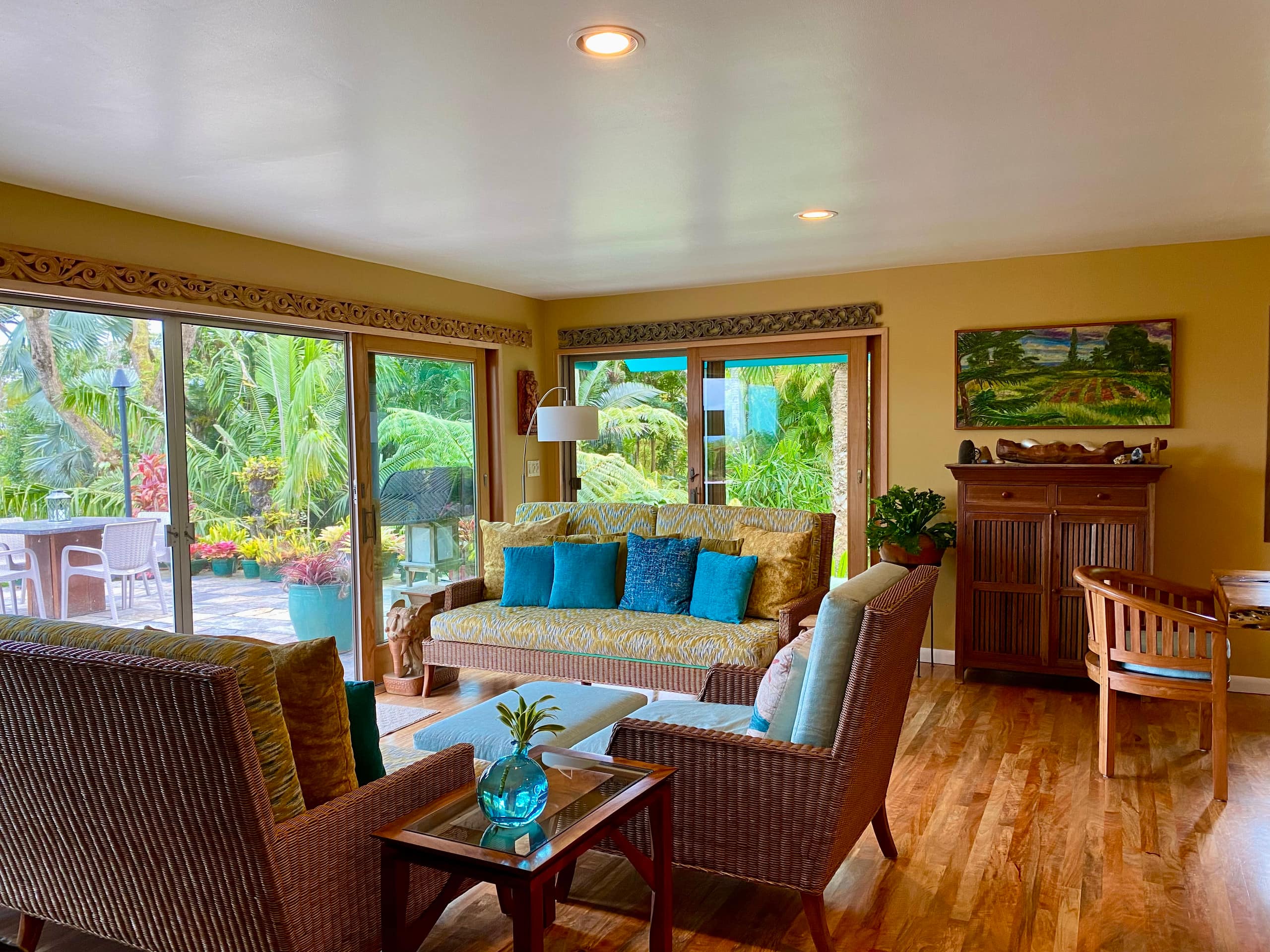 Home in Pahoa · ★4.96 · 3 bedrooms · 3 beds · 2 baths - Image 4