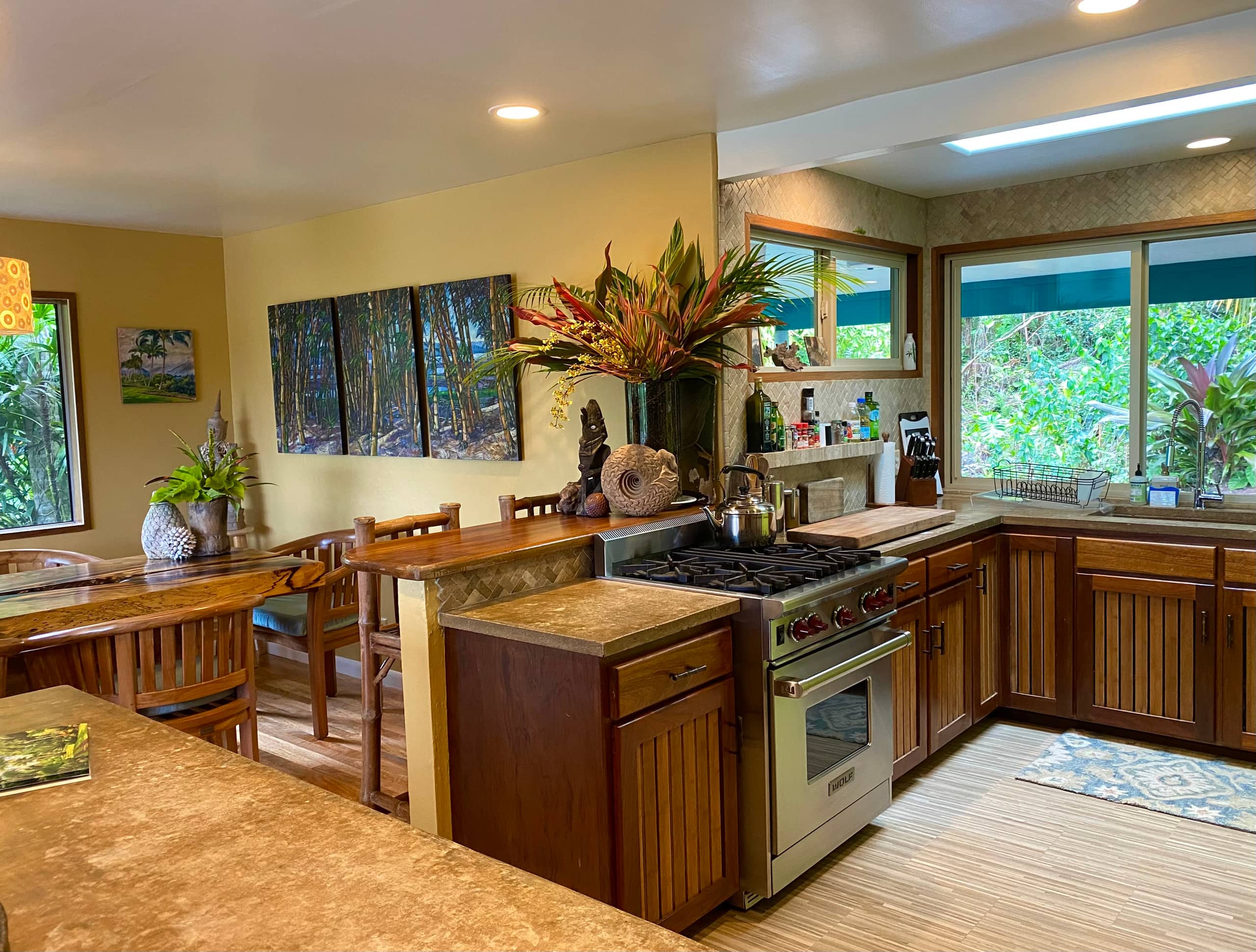 Home in Pahoa · ★4.96 · 3 bedrooms · 3 beds · 2 baths - Image 7