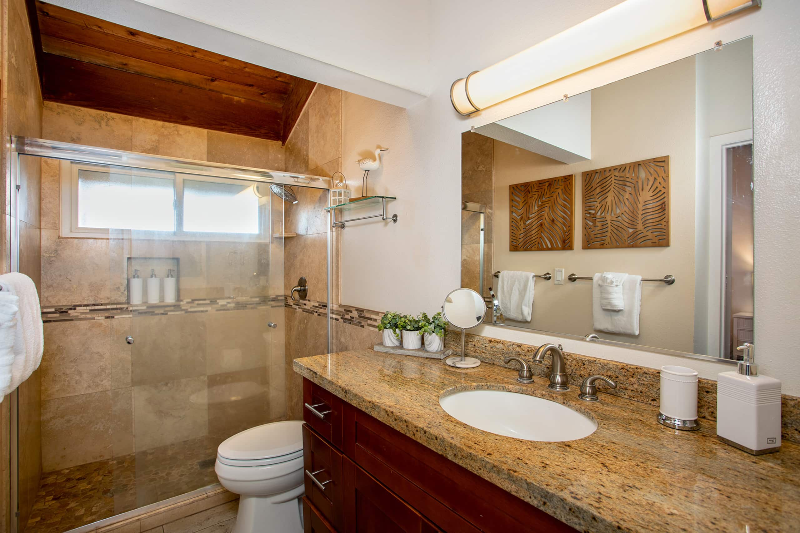 Condo in Kihei · ★4.84 · 2 bedrooms · 3 beds · 2 private baths - Image 18