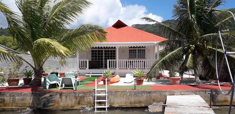 FARE KURA BORD DE MER, UTUROA, FRENCH POLYNESIA