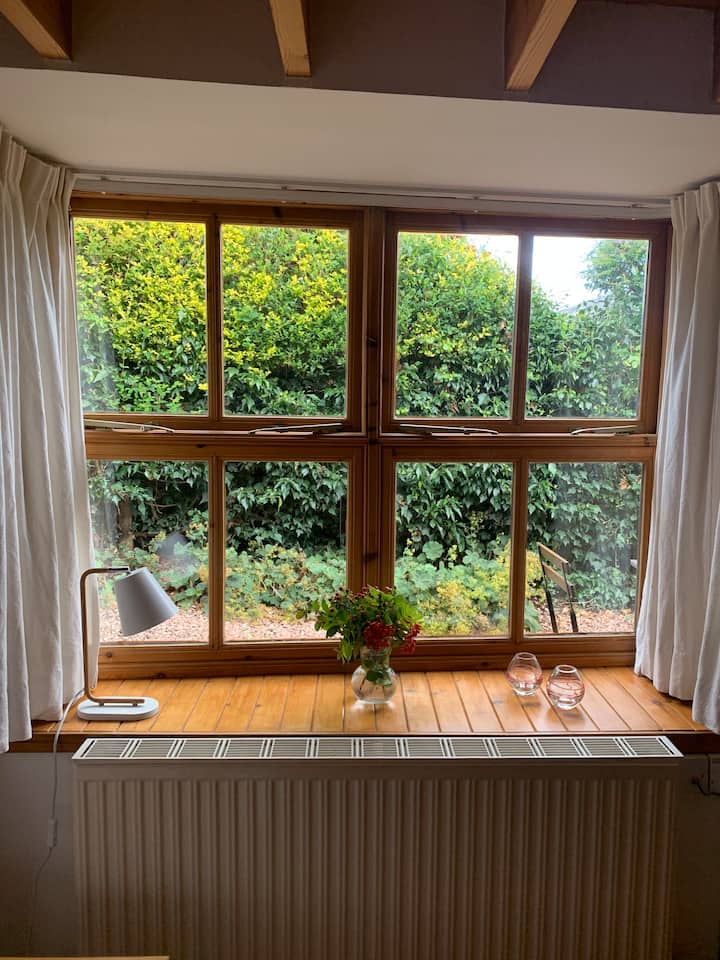 10 Best Airbnb Vacation Rentals In Auchterarder, UK Updated 2024