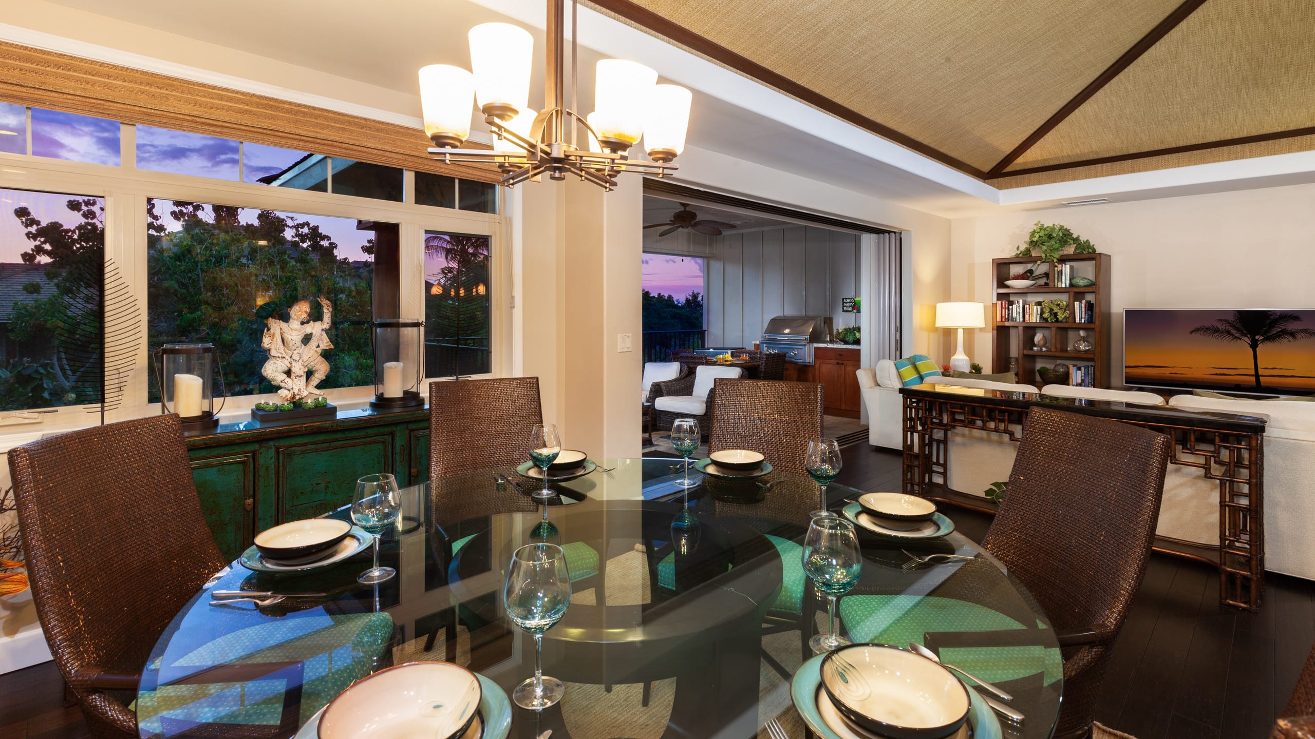 Home in Waimea · ★5.0 · 4 bedrooms · 6 beds · 3.5 baths - Image 9