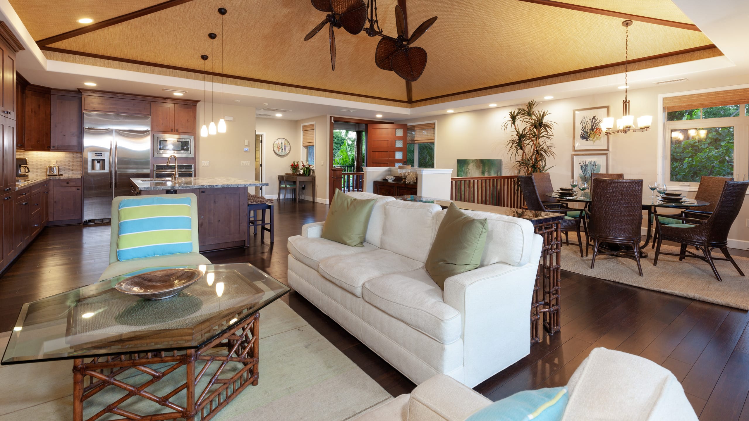 Home in Waimea · ★5.0 · 4 bedrooms · 6 beds · 3.5 baths - Image 2