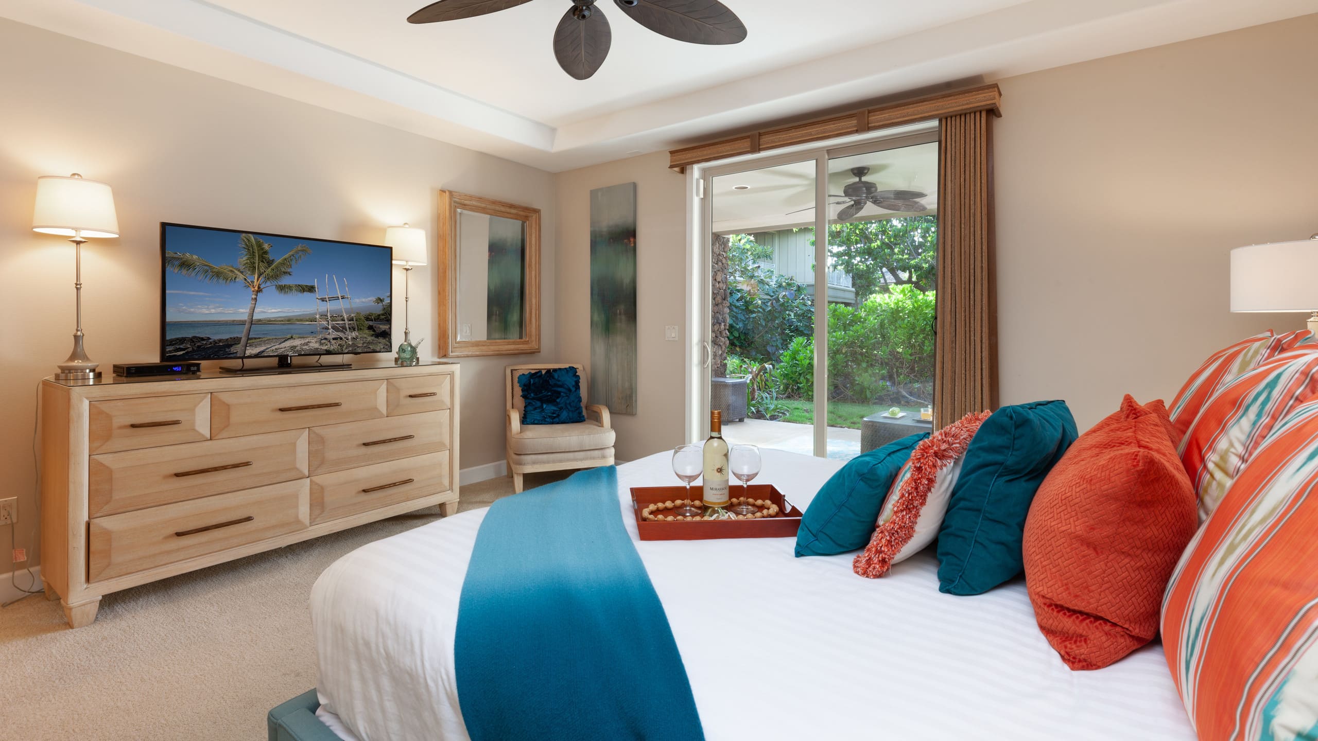 Home in Waimea · ★5.0 · 4 bedrooms · 6 beds · 3.5 baths - Image 12